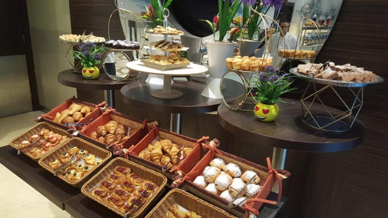فندق هوليداي إن الميدان الرياض المظهر الخارجي الصورة